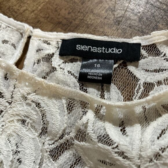 Sienastudio Lace Overlay A Line Dress Peach Under With Ribbon Sash. Size 16 New - Picture 7 of 11